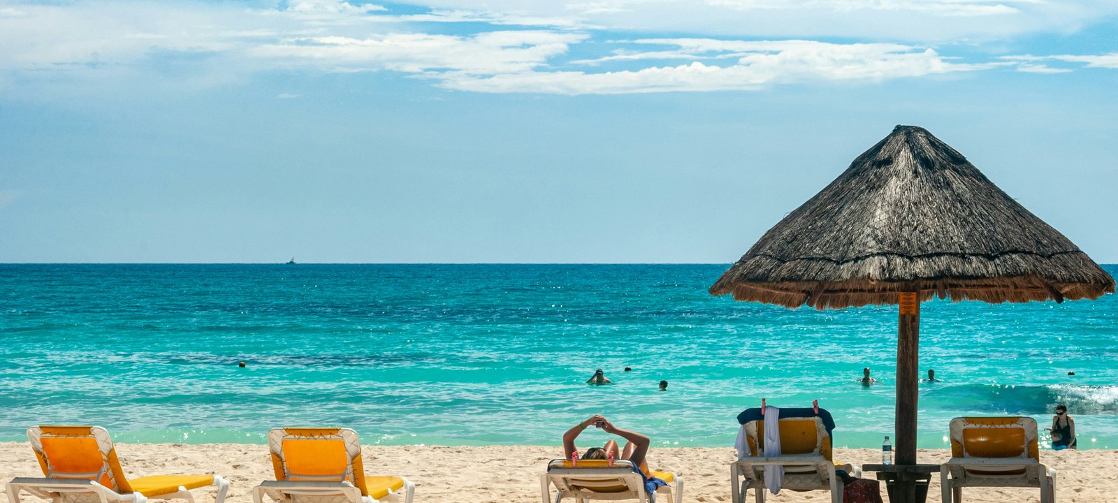 Caribbean cruise destination hero image