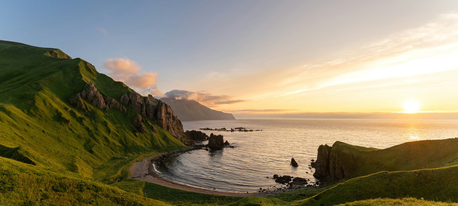 Aleutian Islands cruise destination hero image